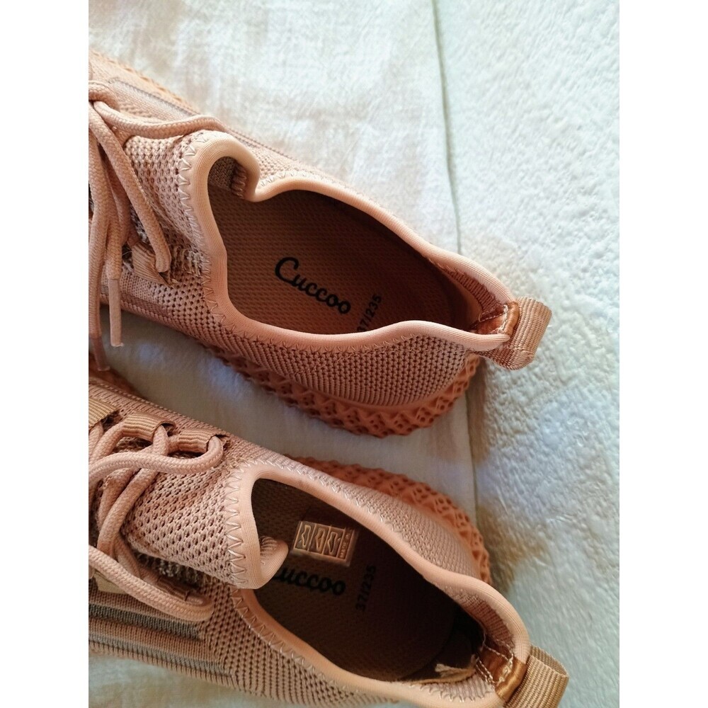 Cuccoo Brand Light Tan/ Pink Women's Athletic Sneakers Size 6.5 - Picture 2 of 5
